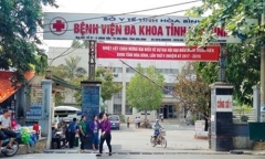 Tai biến chạy thận ở Hòa Bình: Gia đình nạn nhân đề nghị Bộ trưởng Y tế làm rõ 4 vấn đề