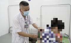 Người đàn ông suýt bị cắt gan do tưởng tổ sán là ung thư