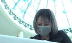 Rùng rợn chuyện nghề trang điểm cho người chết