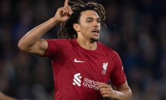 Đánh bại Leicester, Liverpool bám sát Man Utd