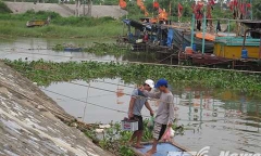 Cảnh hối hả chạy bão ở Hải Phòng