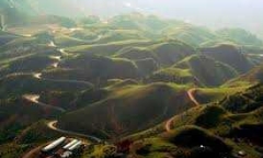 Người Dao xây nhà nơi có ‘long mạch’