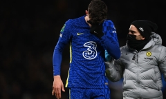 Tiền vệ Chelsea vẫn thi đấu dù bị gãy ngón tay