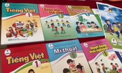 Sách xưa lắng đọng, nhân văn, nuôi dưỡng tâm hồn trẻ, sao cứ phải thay đổi?