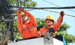 Bộ Công Thương xem xét đề xuất tăng giá điện của EVN
