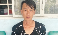 CSGT nổ súng trấn áp, tài xế tay lăm lăm kim tiêm đánh trả