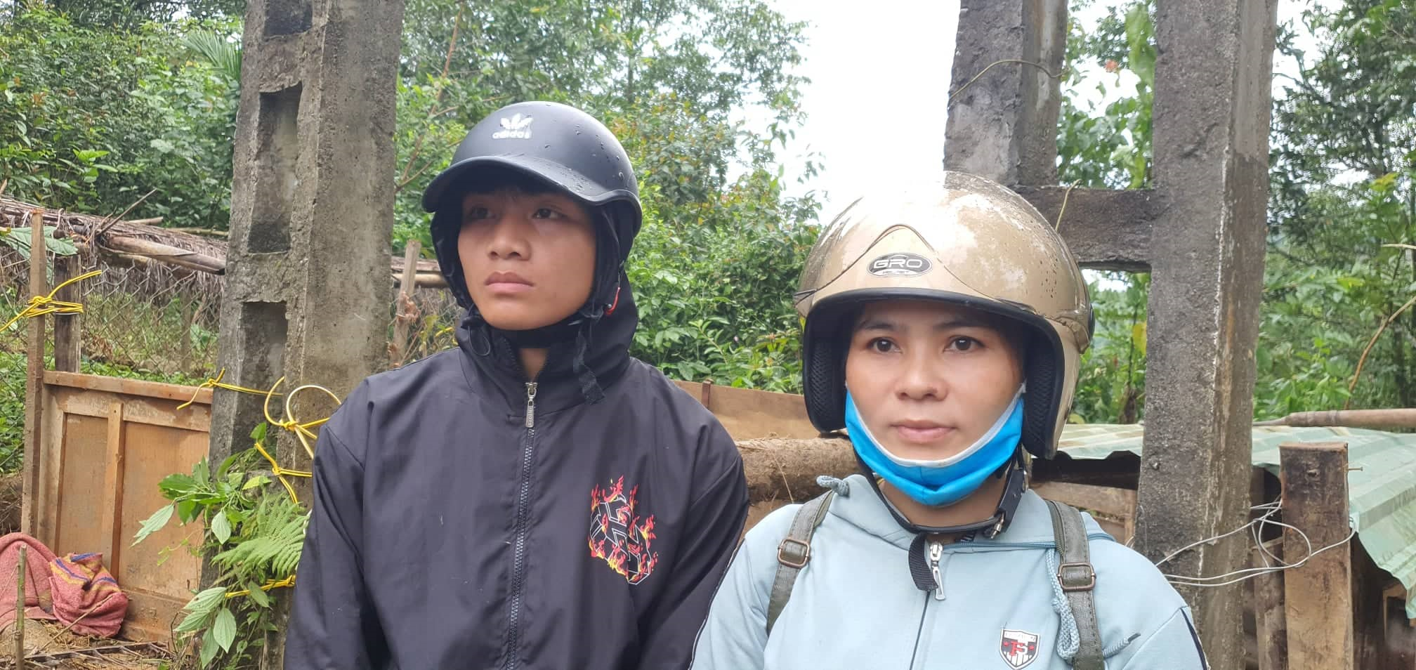 Dựng nhà tạm cho dân ở ngôi làng bị ‘xóa sổ’ sau sạt lở núi