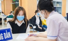 Điểm chuẩn khối ngành khoa học xã hội giữ 'ngôi vương', 9 điểm/môn vẫn trượt