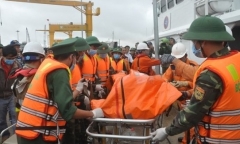Chìm tàu lịch sử ở Bình Định: Tìm thấy thêm 3 thi thể thuyền viên