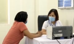 Ngứa ngáy toàn thân, đi khám mới biết bị nhiễm giun đũa chó mèo