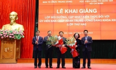 Khai giảng lớp bồi dưỡng, cập nhật kiến thức đối với Ủy viên Trung ương Đảng