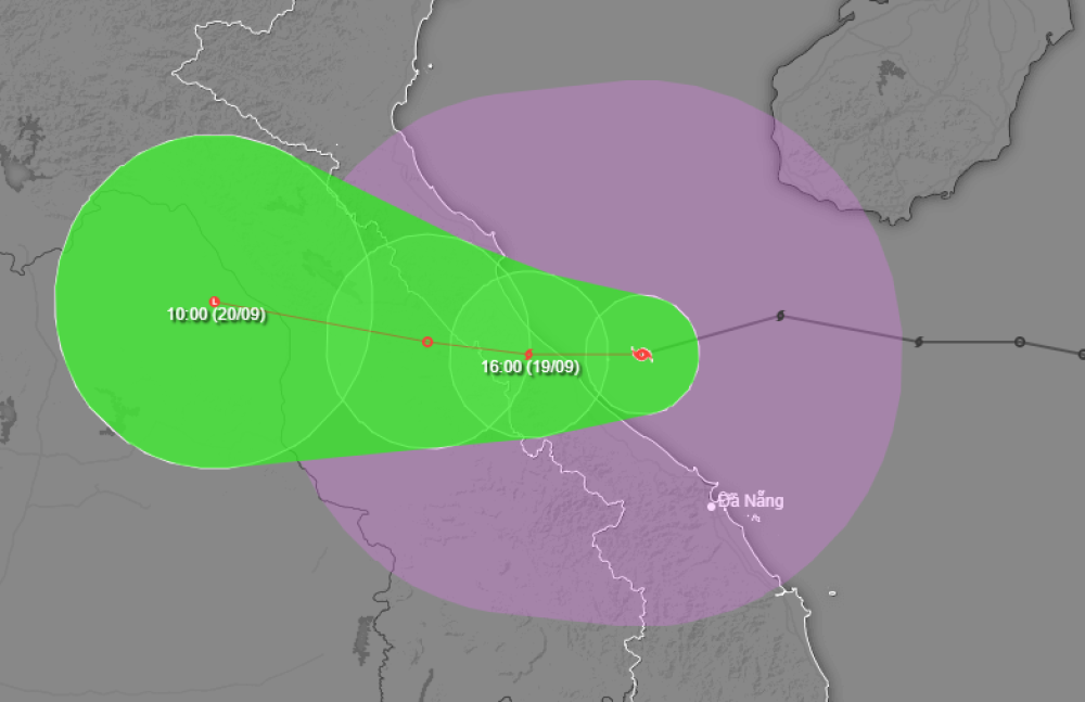 Mưa lớn dồn dập, nước lũ nhấn chìm nhiều cầu tràn ở huyện miền núi Hà Tĩnh