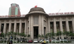 Lãi suất liên ngân hàng hạ nhiệt sau nửa năm 'leo thang'