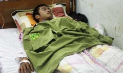 Hạt phó kiểm lâm bị đánh bất tỉnh bên vệ đường