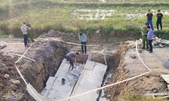 Sập tấm đan đường gom cao tốc Diễn Châu – Bãi Vọt, 2 công nhân thiệt mạng