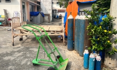 Bệnh viện ở TP.HCM chật hẹp, xuống cấp, dân vừa khám vừa lo