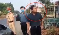 Xử nghiêm Phó Chủ tịch HĐND huyện văng tục, đập bàn tại chốt kiểm dịch COVID-19