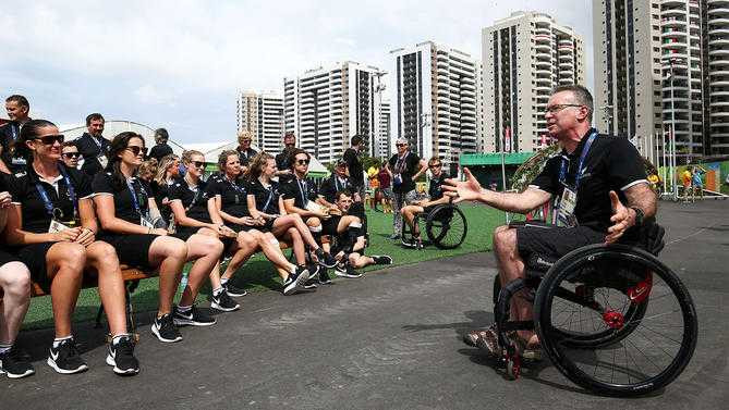 Clip: Khoảnh khắc Lê Văn Công giành huy chương vàng Paralympic 2016