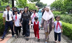 Phu nhân Thủ tướng Việt Nam và Malaysia thăm Làng trẻ em SOS Hà Nội