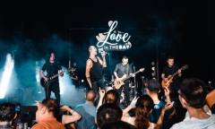 Ban nhạc Bức Tường: Giữ mãi ngọn lửa rock cháy trong tim