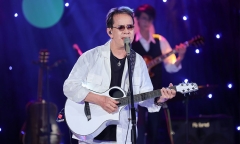 Nhạc sĩ Đức Huy thấy trẻ lại khi hát nhạc Thịnh Suy