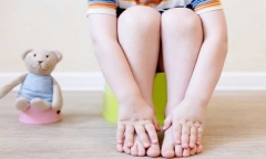 Bị táo bón lâu ngày, bé trai 2 tuổi phải cắt bỏ đoạn ruột dài 27cm