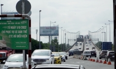 Ngày đầu buộc thu phí không dừng, cao tốc TP.HCM-Long Thành-Dầu Giây ùn ứ nhẹ