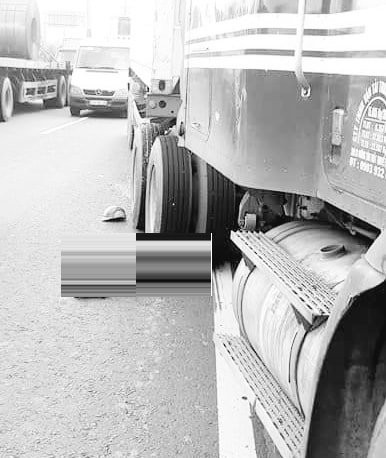 Xe bán tải tông liên hoàn xe máy ở Hà Nội: Nạn nhân kể phút thoát chết thần kỳ