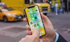 Apple thay thế màn hình cho iPhone X bị lỗi cảm ứng