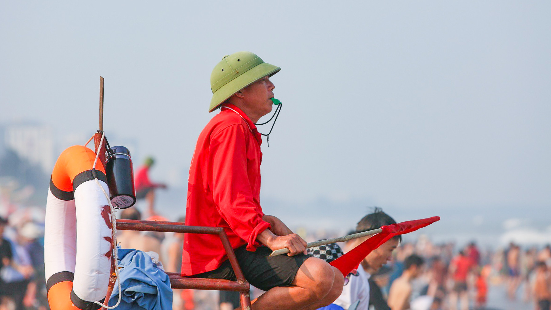 Bắc Bộ nắng nóng gay gắt trước khi đón mưa dông