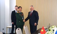 Bộ trưởng Quốc phòng Việt Nam thực hiện các cuộc tiếp xúc tại Army-2023 và MCIS-11