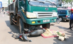 Xe tải chở rác tông xe gắn máy, người đàn ông chết thảm