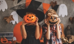 Nhiều trường từ chối tổ chức lễ hội Halloween, phụ huynh 'vỗ tay' ủng hộ
