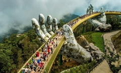 'Cháy' tour du lịch 30/4