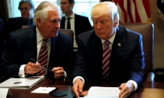Tổng thống Trump nổi đóa khi bị cựu Ngoại trưởng Mỹ tố vô kỷ luật, ép buộc cấp dưới