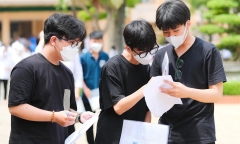 Top 10 ngành học điểm chuẩn tăng, giảm nhiều nhất năm 2022