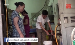 Mất nước triền miên, dân Thủ đô phải mua 200.000 đồng/m³ nước sạch