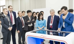 Đại học VinUni tiếp nhận bàn giải phẫu tương tác cho đào tạo y khoa