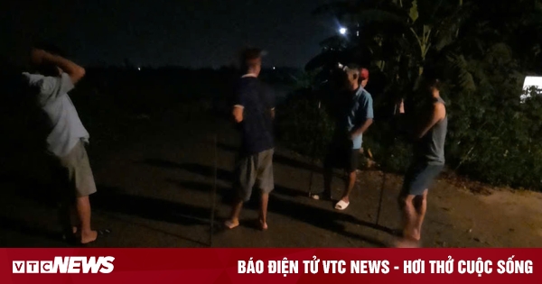 Trang trại bị trộm ghé thăm: Dân Hải Phòng mất ngủ, cầm đèn soi đêm bắt kẻ gian