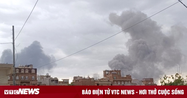 Israel tấn công thủ đô Yemen 