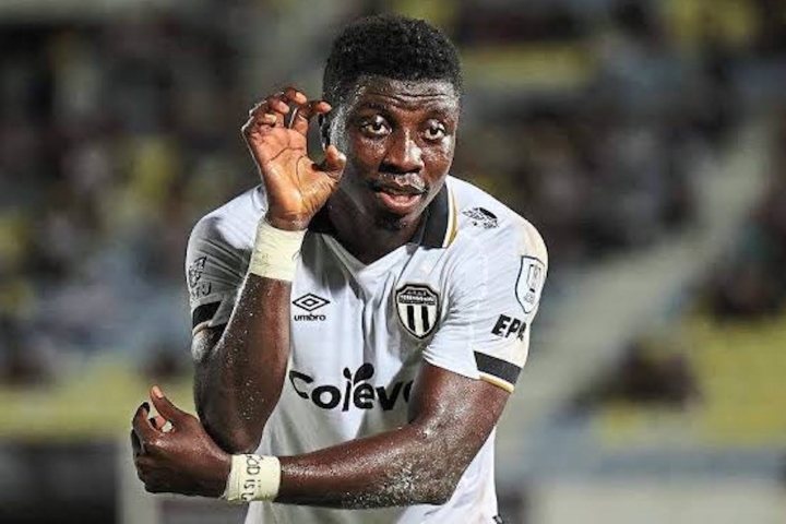 Cầu thủ nhập tịch mới nhất của Malaysia có gốc gác rõ ràng 1 Đối thủ của tuyển Việt Nam nhập tịch thêm tiền đạo giá bằng nửa Tiến Linh