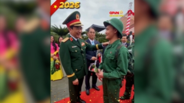 Đại tướng Phan Văn Giang nói tiếng dân tộc Tày động viên tân binh