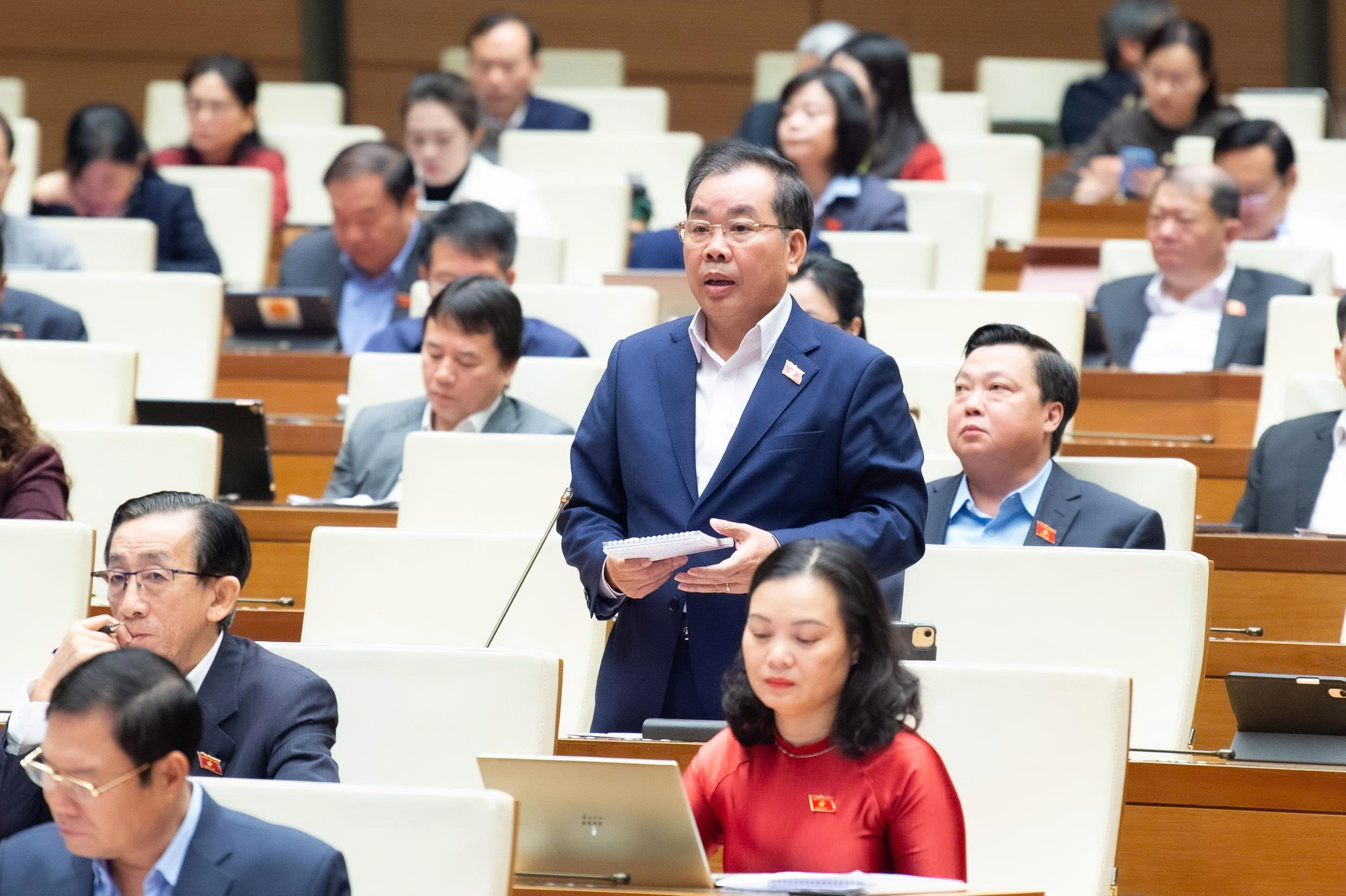 Trực tiếp: Quốc hội tiếp tục thảo luận một số luật, nghị quyết về giáo dục