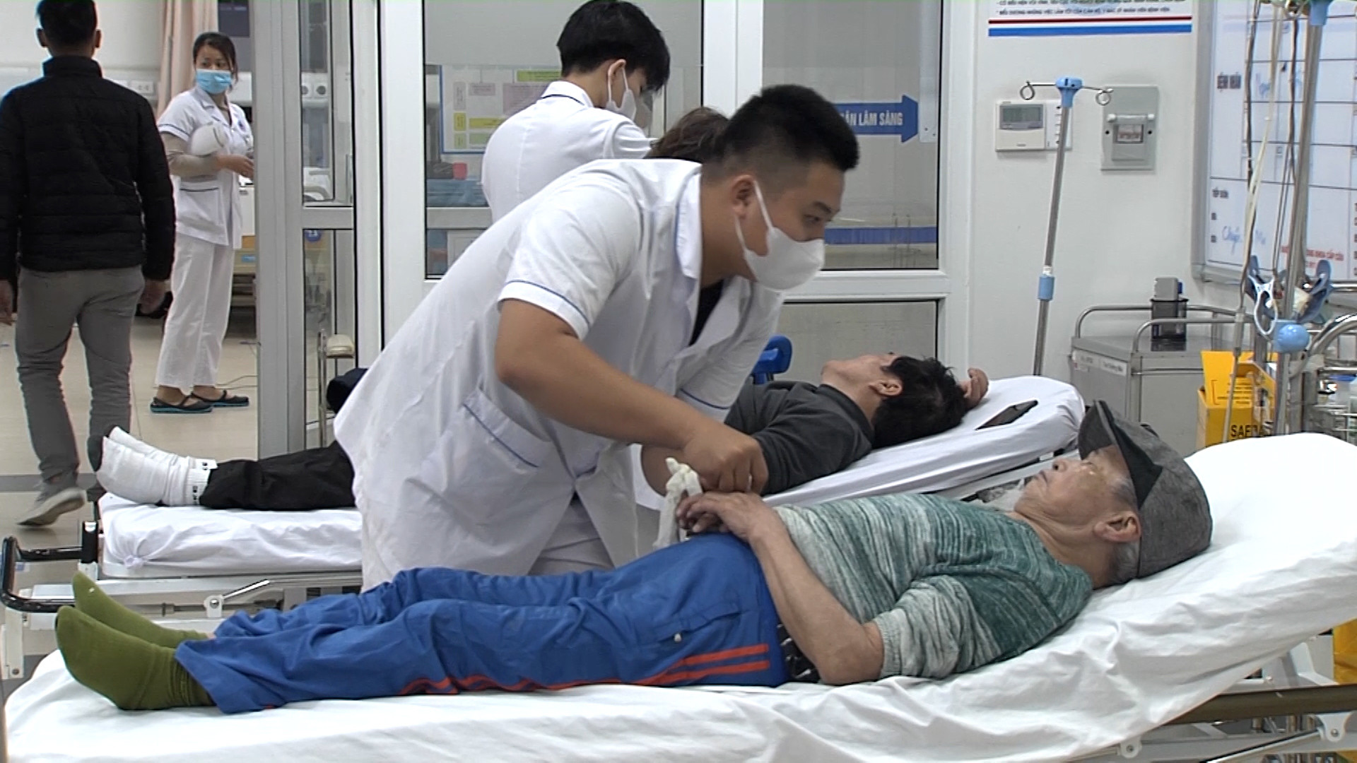 Rét đậm rét hại kéo dài, người già, trẻ em nhập viện tăng hơn 20%