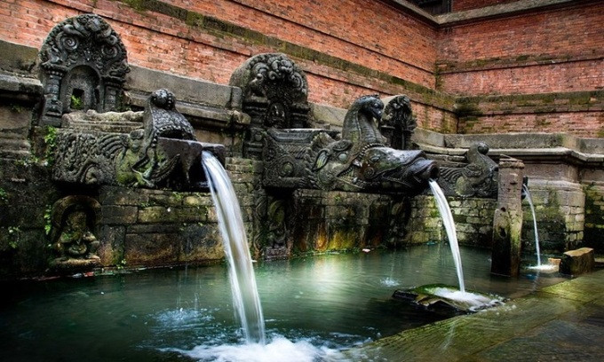 Khám phá hệ thống dẫn nước sạch 1.600 năm ở Nepal