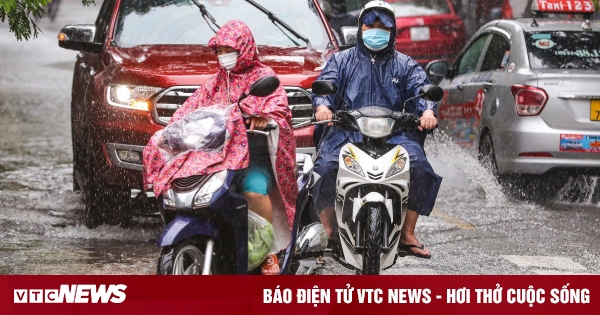 Dự báo thời tiết TP.HCM hôm nay 14/8: Chiều tối có mưa rào