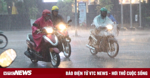 Dự báo thời tiết TP.HCM hôm nay 17/5: Ngày nắng, chiều có mưa dông