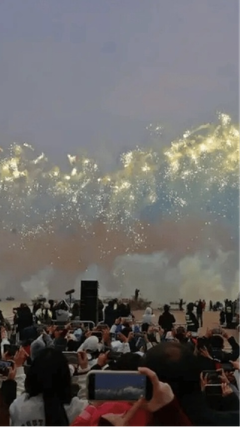 600 chiếc UAV rơi lả tả khi trình diễn ở Trung Quốc