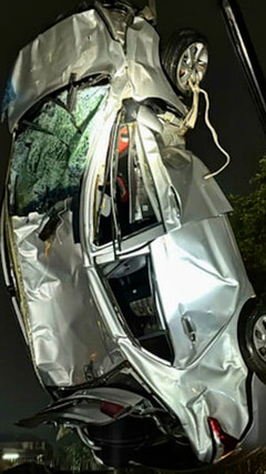 Trục vớt ô tô rơi xuống sông ở cầu Đồng Nai, tìm thấy thi thể nạn nhân trong xe