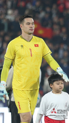 Quang Hải xuất sắc, Nguyễn Filip đẳng cấp giúp Việt Nam thắng Indonesia